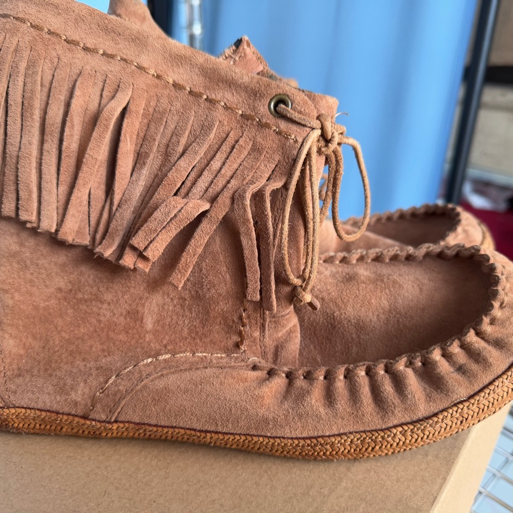 Ugg Fringe Suede